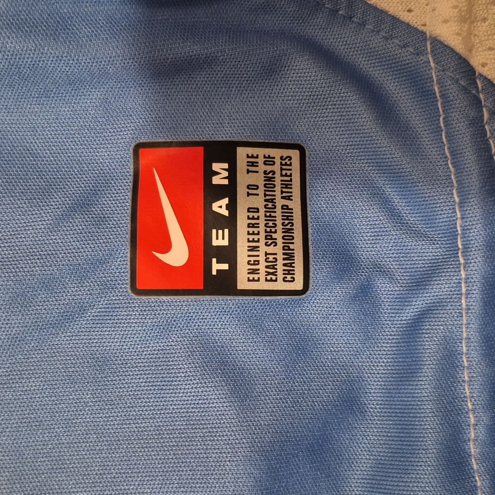 Nike Light Blue and White Sleeveless Athletic Tank - Picture 2 of 4